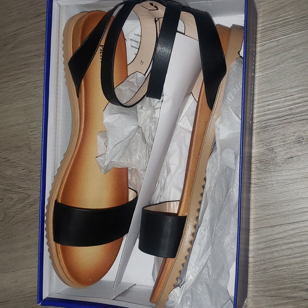 Pierre Dumas Black Ankle Strap Sandals Size 11 NWT - Picture 3 of 9